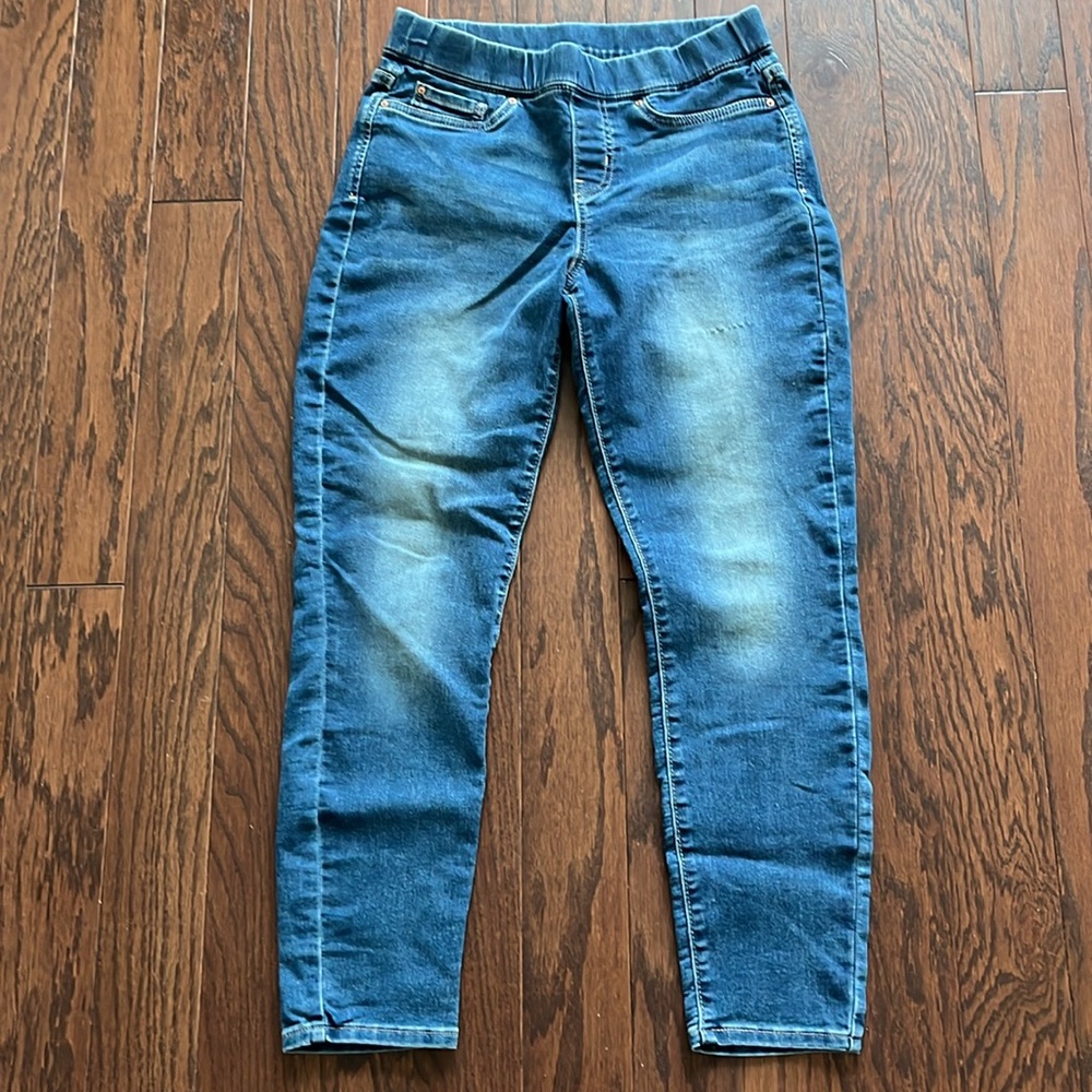Signature by Levi Strauss - Women's Pull-on, straight leg - 6 short